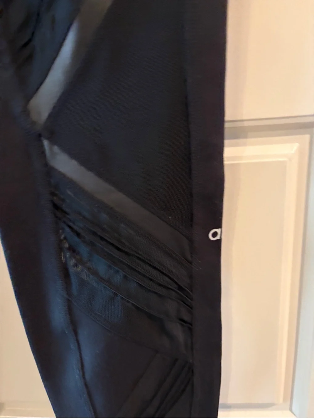 ALO Yoga Black High Rise Panel Leggings Size L